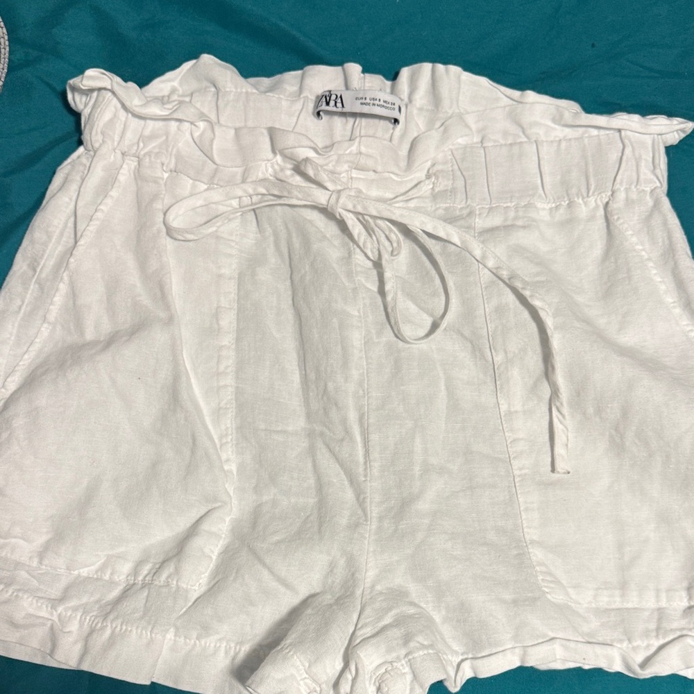Zara White Women's Shorts